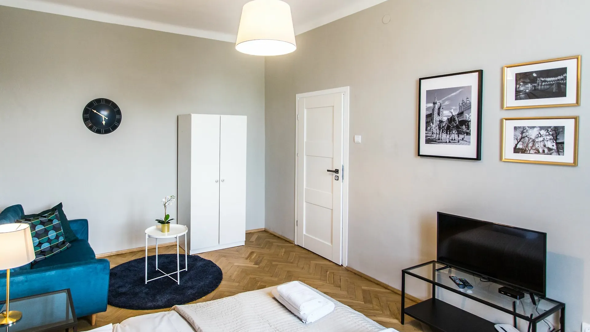 Vistula Apartments Krakow Poland